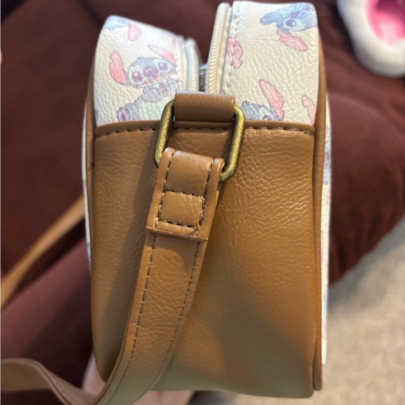 Disney Cream Crossbody Bag with Pastel Stitch Print - Picture 2 of 6